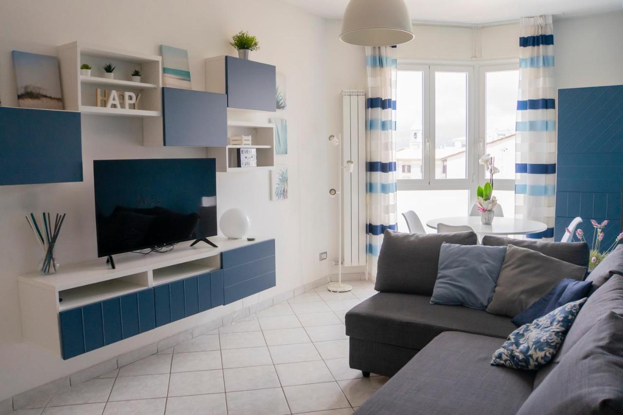 Ad Un Passo Dal Molo Con 2 Biciclette Incluse Apartamento Viareggio Exterior foto